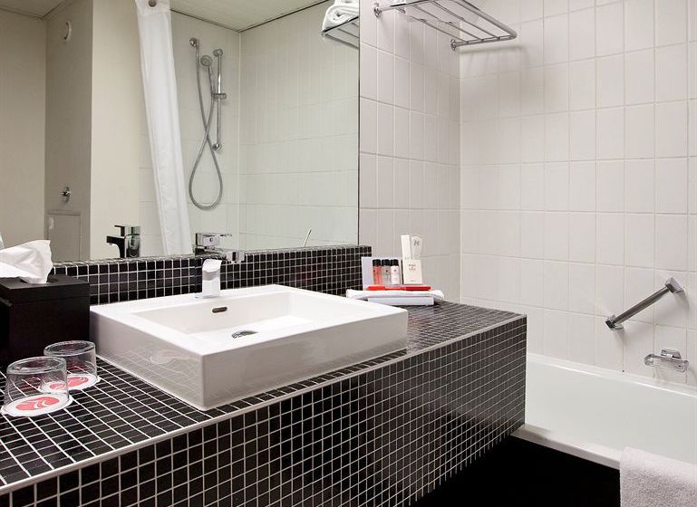 Hotel Ramada Plaza Antwerp 6