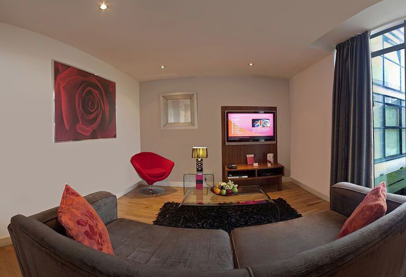 Blue Rainbow Aparthotel Manchester