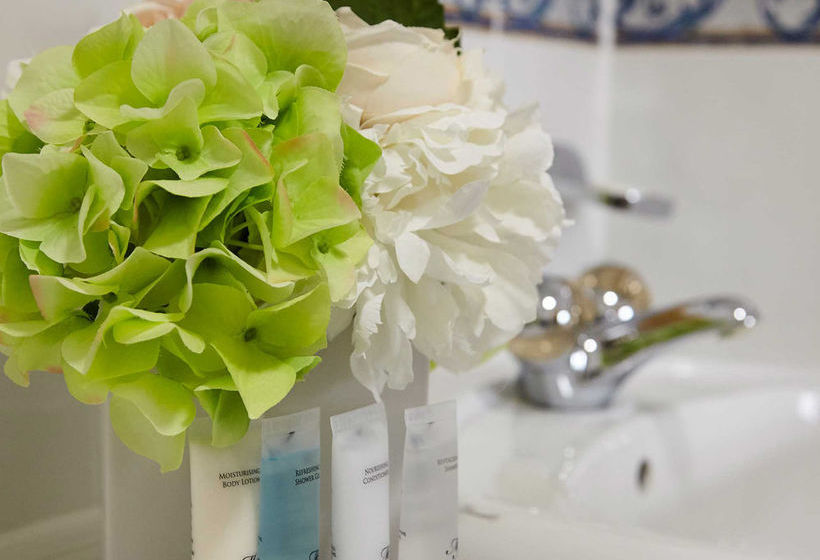 The Humber Bridge Country Hotel 14