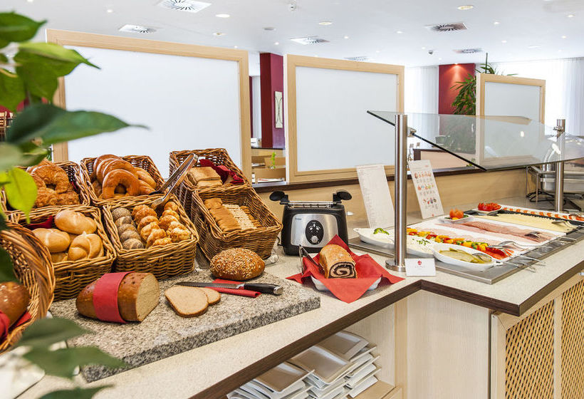 Azimut Hotel Vienna 8