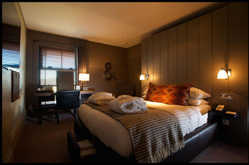 Hotel Dakota Eurocentral 10