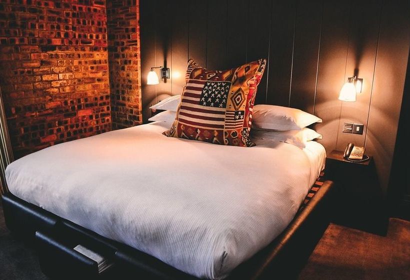 Hotel Dakota Eurocentral 11