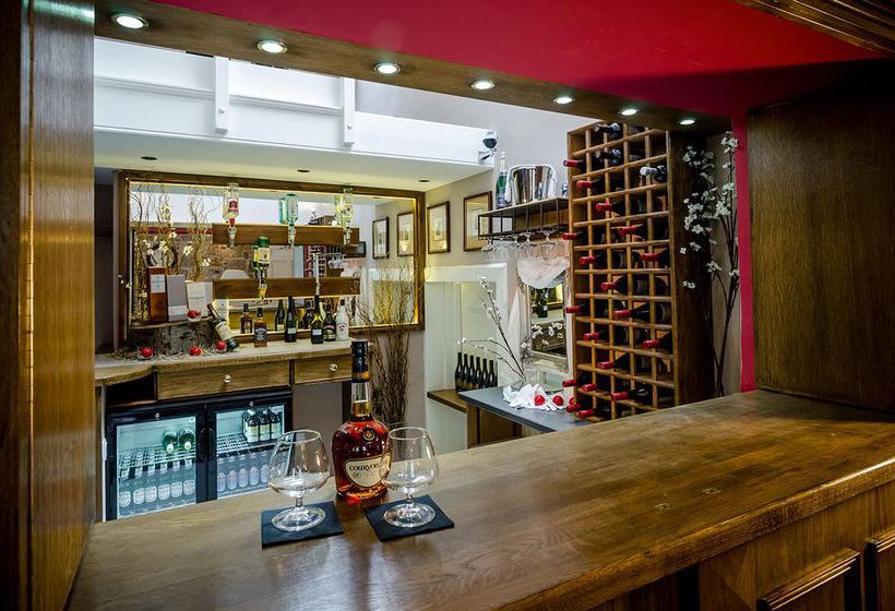 Hotel Carberry Tower 1