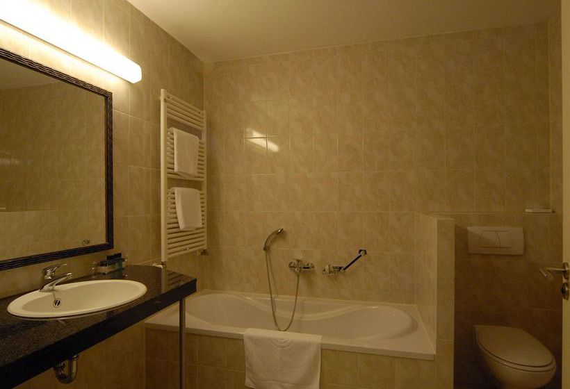 Van Der Valk Hotel Maastricht 19