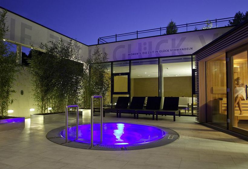 Thermenhotel Stoiser