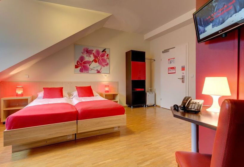 Meininger Hotel Wien Hauptbahnhof