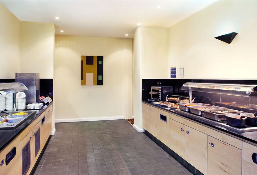 Hotel Holiday Inn Express Antrim - M2, Jct.1