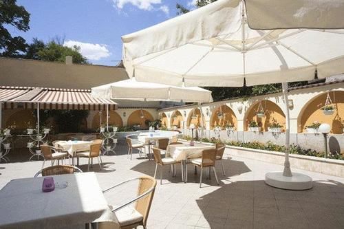 Bistra & Galina Hotel Complex 14