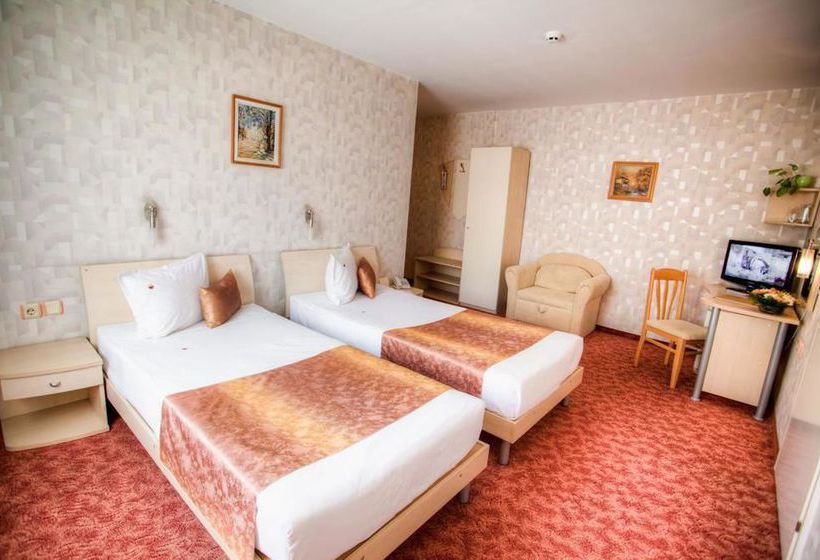 Bistra & Galina Hotel Complex 4