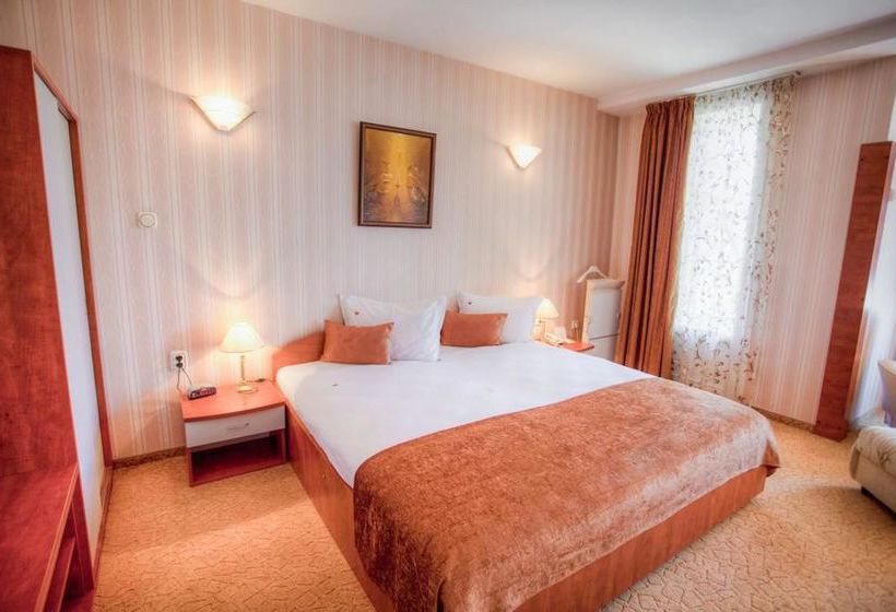 Bistra & Galina Hotel Complex 5