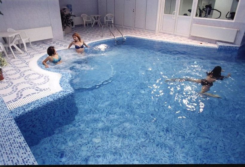 Bistra & Galina Hotel Complex 7