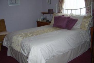 Glenshian Guest House Bed & Breakfast 5