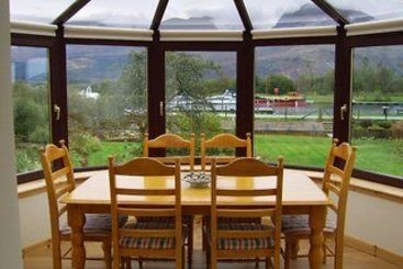 Glenshian Guest House Bed & Breakfast 6