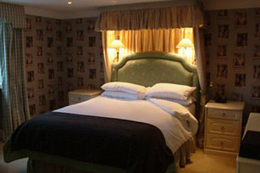 Moorpark House Hotel 1