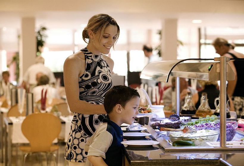 COOEE Pinia Hotel by Valamar 18