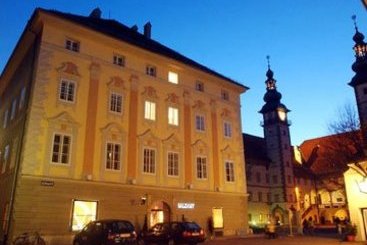 Das Salzamt Palais Hotel Landhaushof