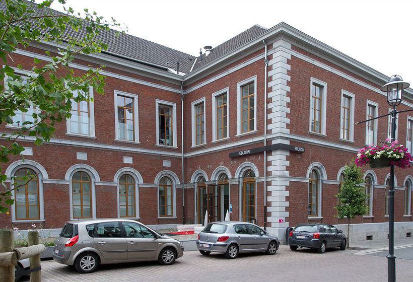 Eburon Hotel