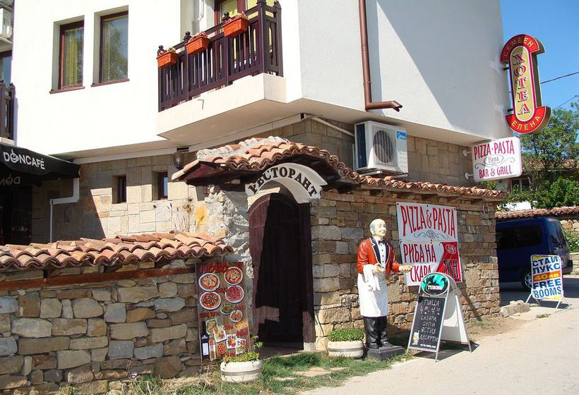 Hotel Elena