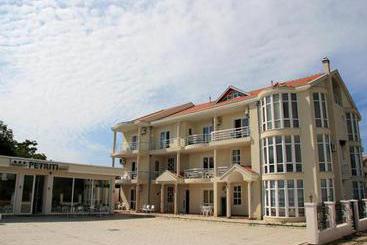 Hotel Petriti