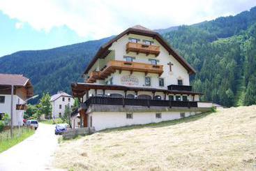 Hotel pension Edelweiss
