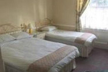 Hotel The Blue Pigeons Inn 1