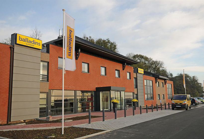 Balladins Hotel Charleroi 4