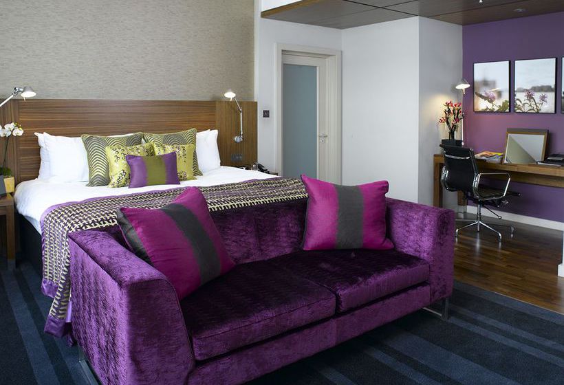 Apex London Wall Hotel 1