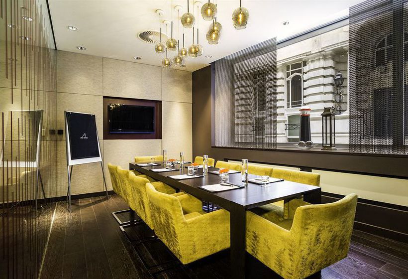 Apex London Wall Hotel 15