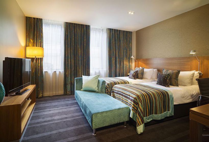 Apex London Wall Hotel 2