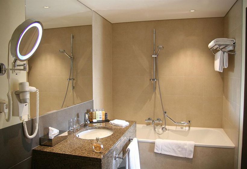 Hotel Holiday Inn Warsaw Jozefow