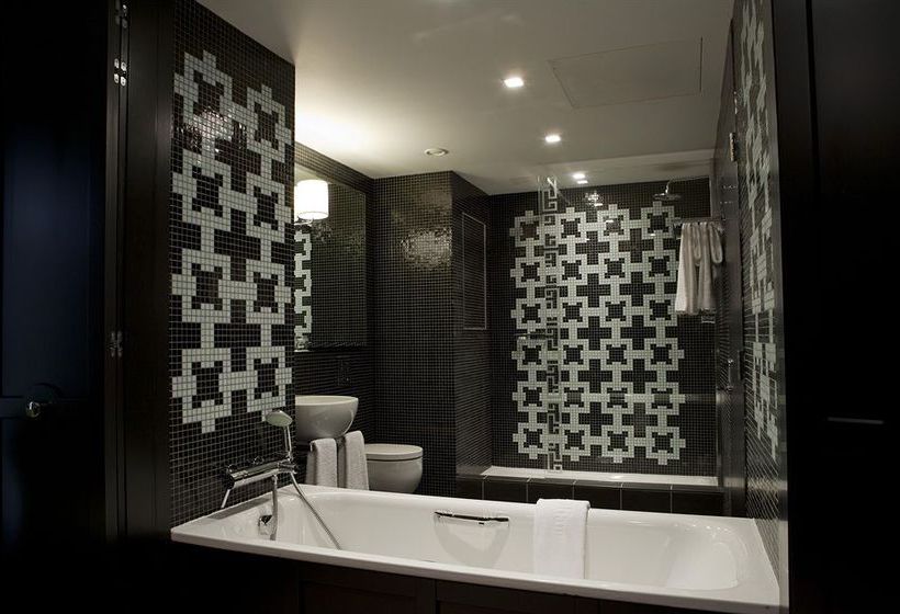 The Fitzwilliam Hotel Belfast 1