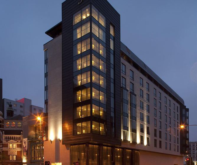 The Fitzwilliam Hotel Belfast 6