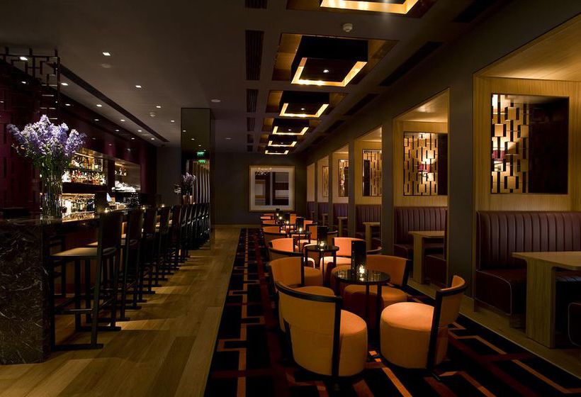 The Fitzwilliam Hotel Belfast 9