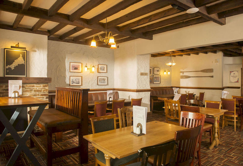 Hotel Old Custom House 2