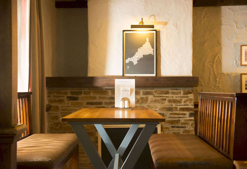 Hotel Old Custom House 4