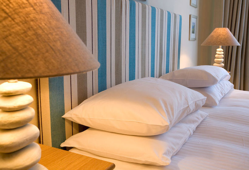 Hotel Old Custom House 8