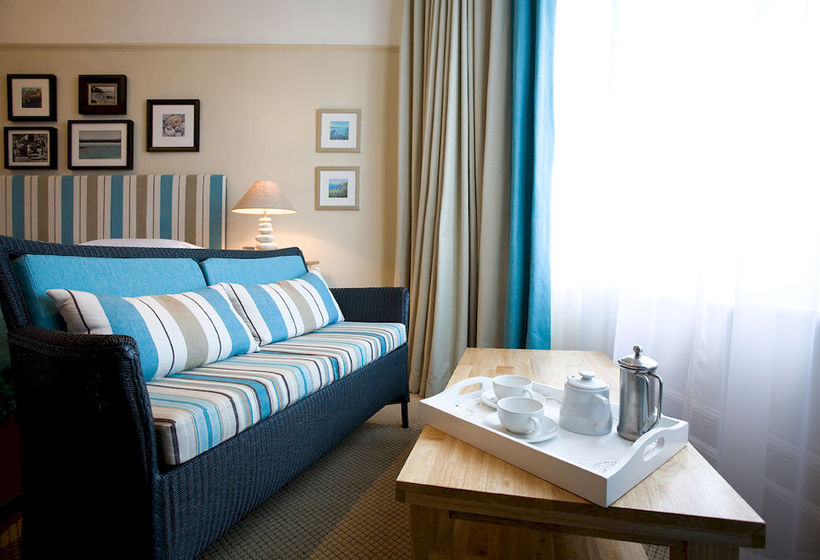 Hotel Old Custom House 9