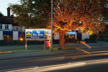 The Bell Hotel London Epping 8