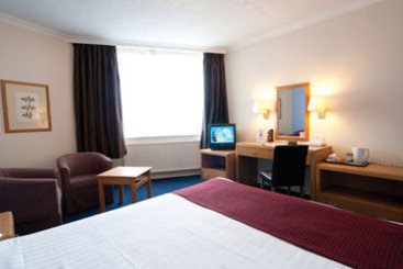 The Bell Hotel London Epping 9