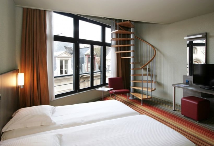 Alma Grand Place Hotel