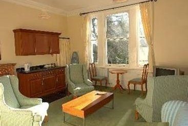 Hotel Cavalier House 2