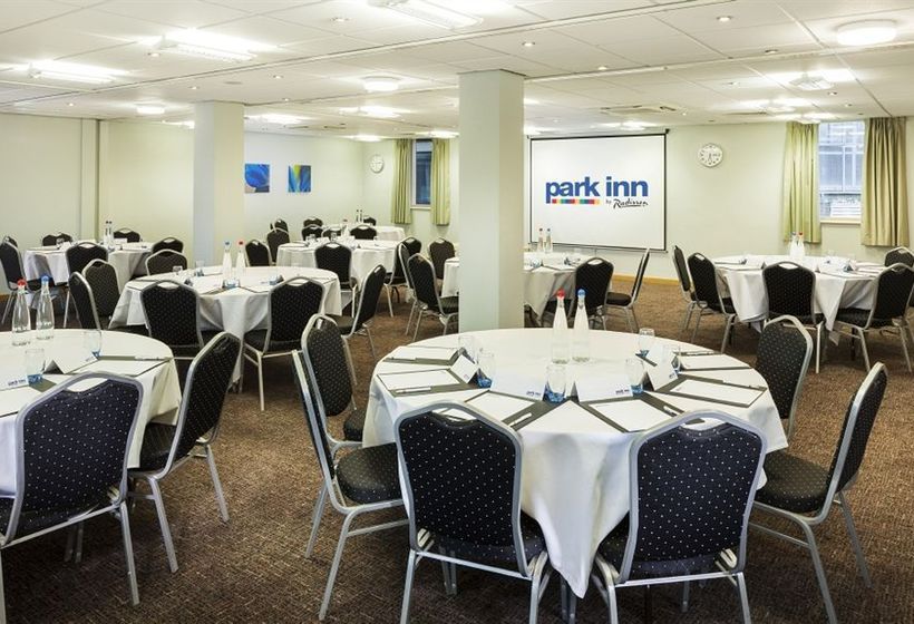Hotel Park Inn by Radisson Peterborough 2