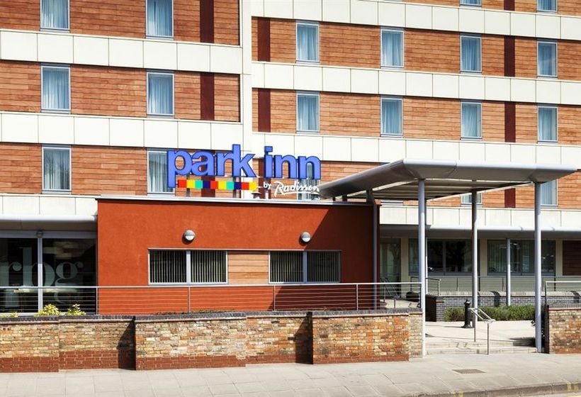Hotel Park Inn by Radisson Peterborough 3