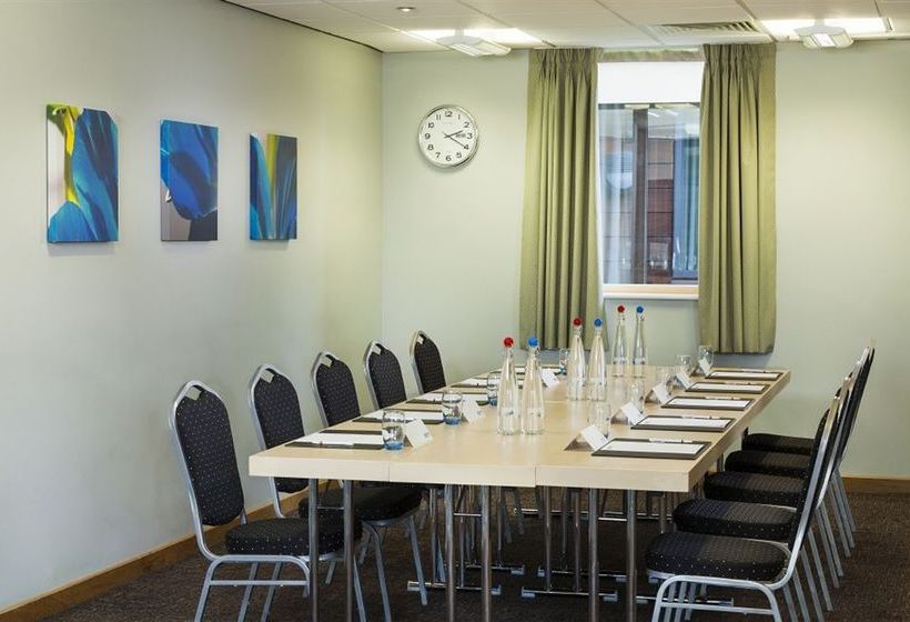 Hotel Park Inn by Radisson Peterborough 9