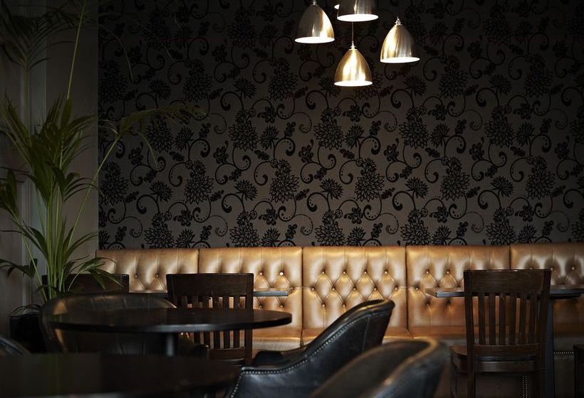 Village Hotel Solihull 18