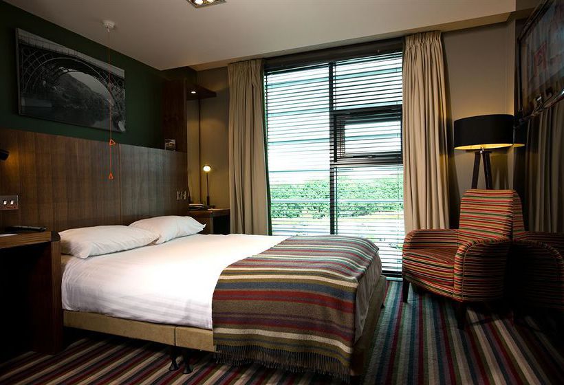 Village Hotel Solihull 6