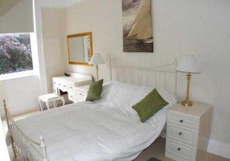 Victoria Apartments 2