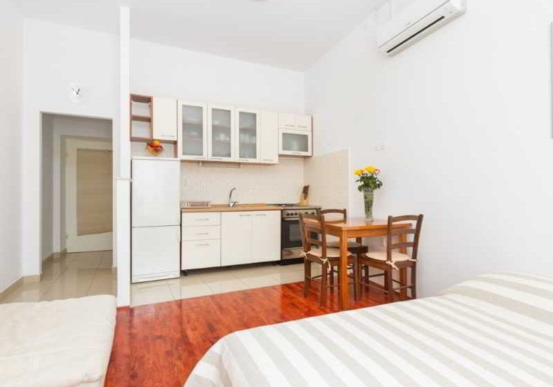 Hostal Guesthouse Matkovi