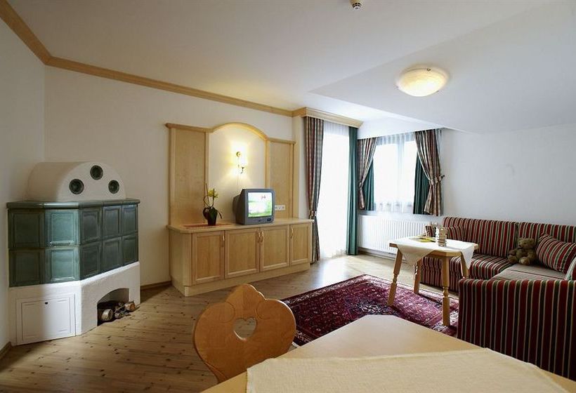 Baby & Kinderhotel Aschauerhof 3