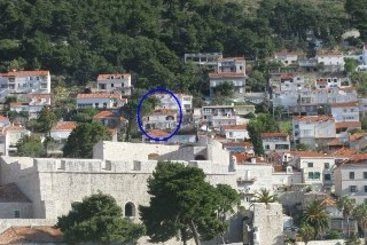 Roomshouse With Garden